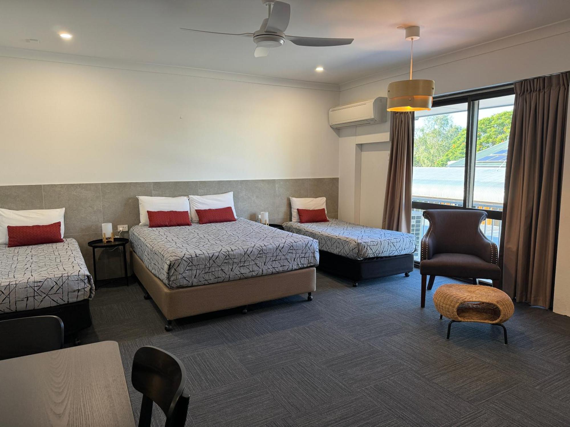 Longreach Motor Inn Екстериор снимка
