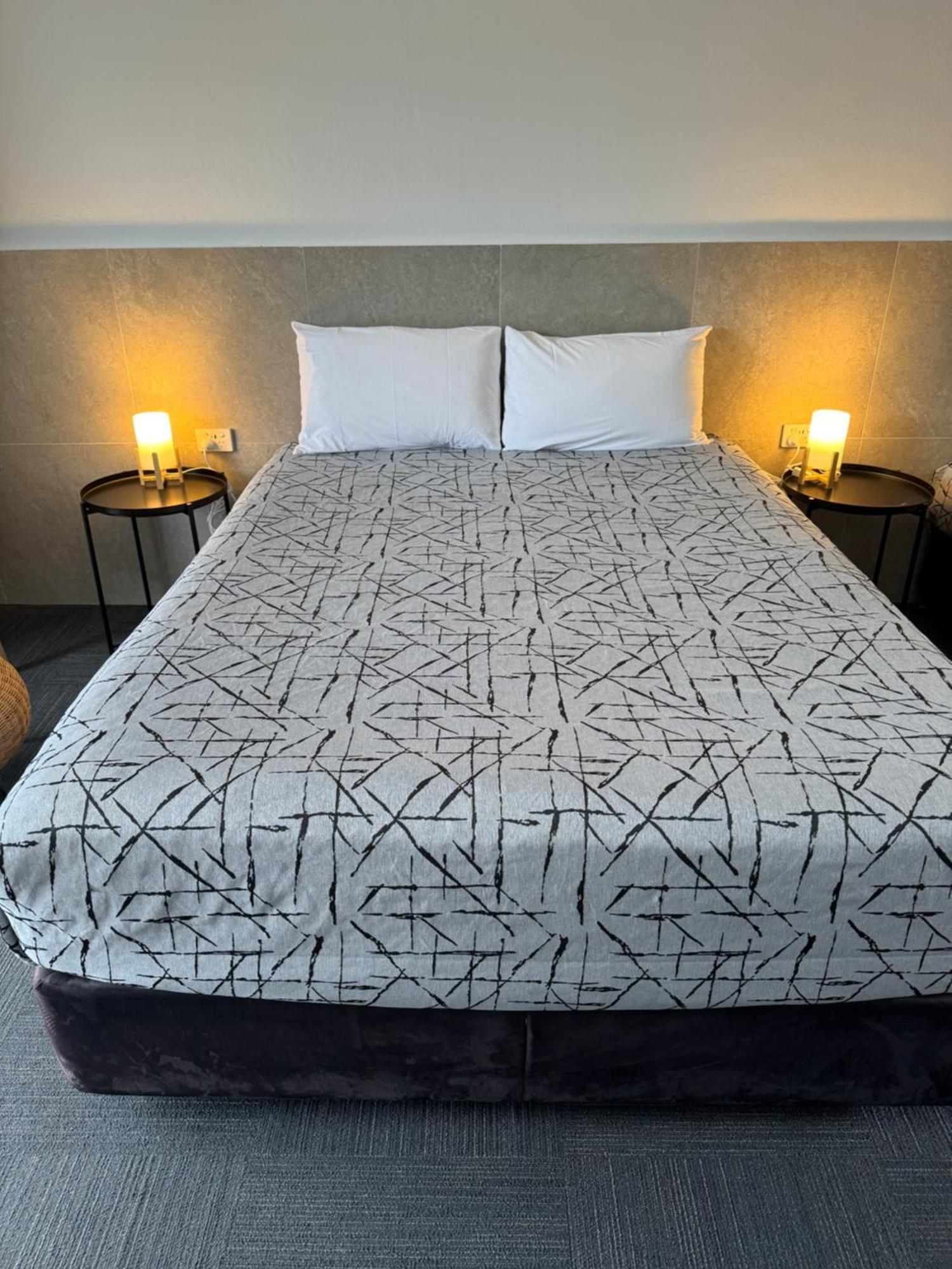 Longreach Motor Inn Екстериор снимка