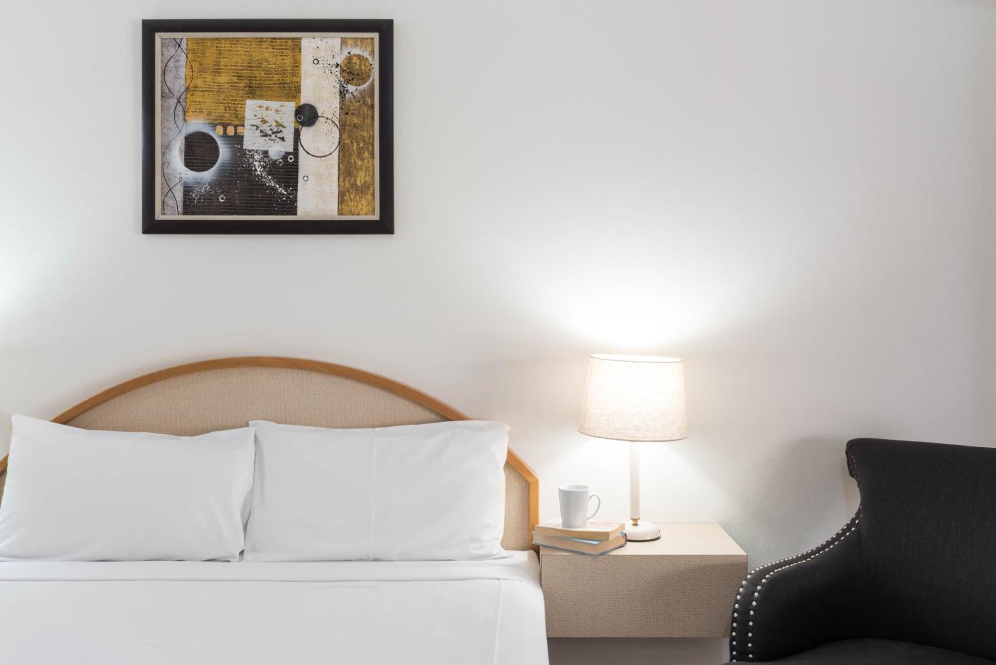 Longreach Motor Inn Екстериор снимка