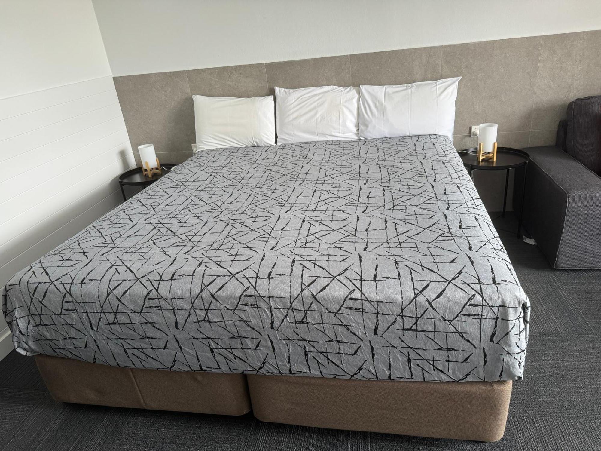 Longreach Motor Inn Екстериор снимка