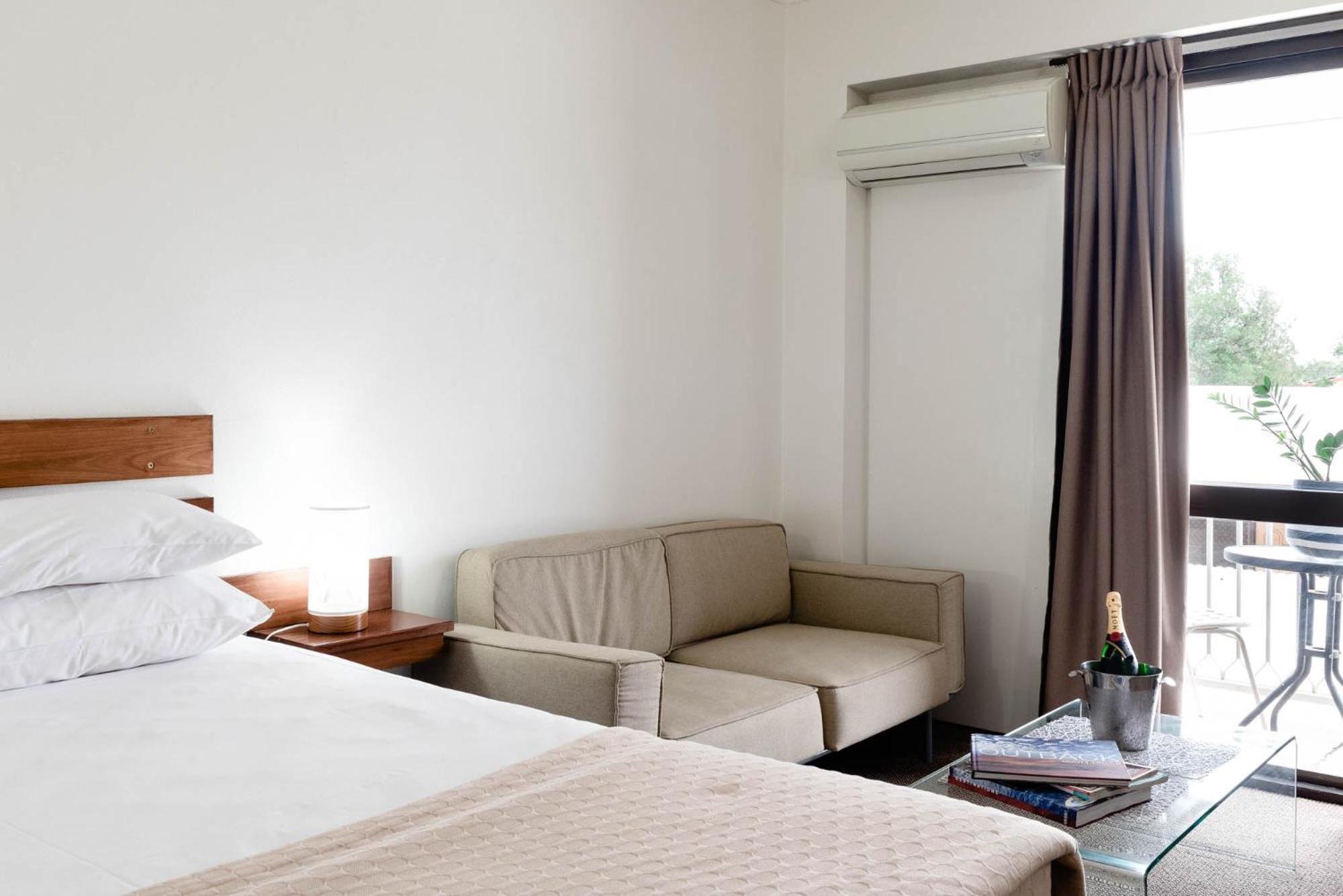 Longreach Motor Inn Екстериор снимка